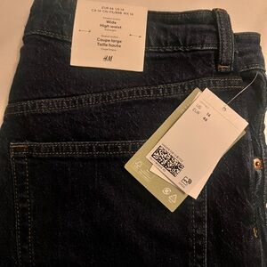 H&M Women’s Comfort stretch wide high waist Dark Blue Jeans NWT